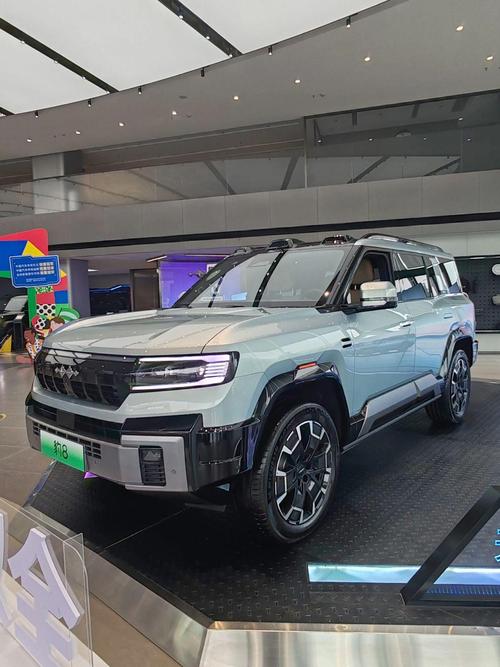 重庆忠县贝恒思企业管理咨询比亚迪方程豹硬派越野的爆款，英菲尼迪35周年与你共成长